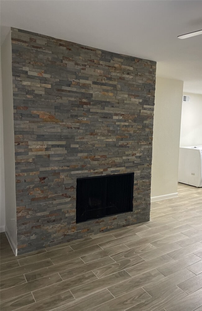 Photo - 9350 Country Creek St Unidad 74