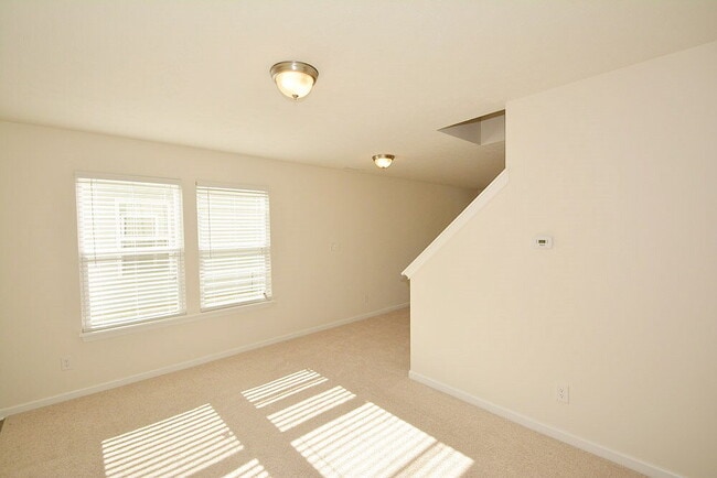 Photo - 8341 Sansa St