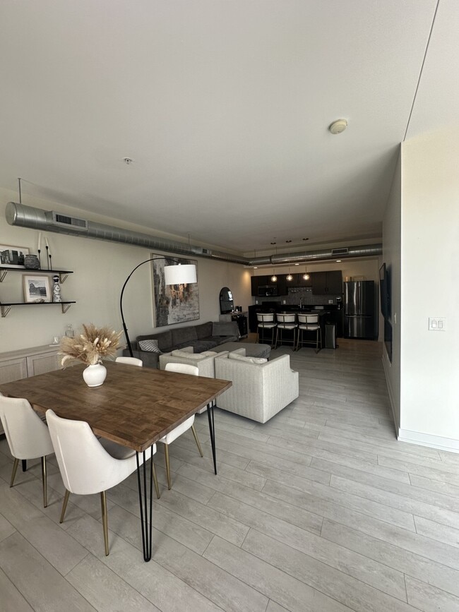 Photo - 119 4th St Unit 408