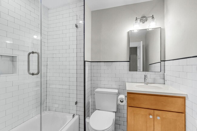Photo - 137 Calhoun St
