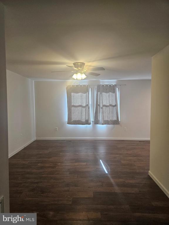 Photo - 715 Cooper Landing Rd