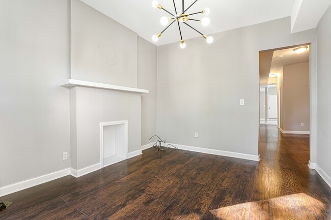 Photo - 6438 S Eberhart Ave Unit 2