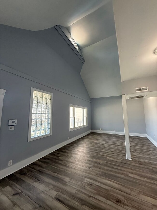 Photo - 2809 Columbia Ave