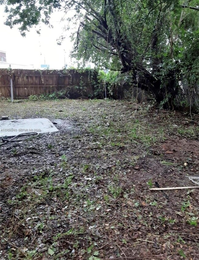 Photo - 2165 Washington Ave Unit 2165