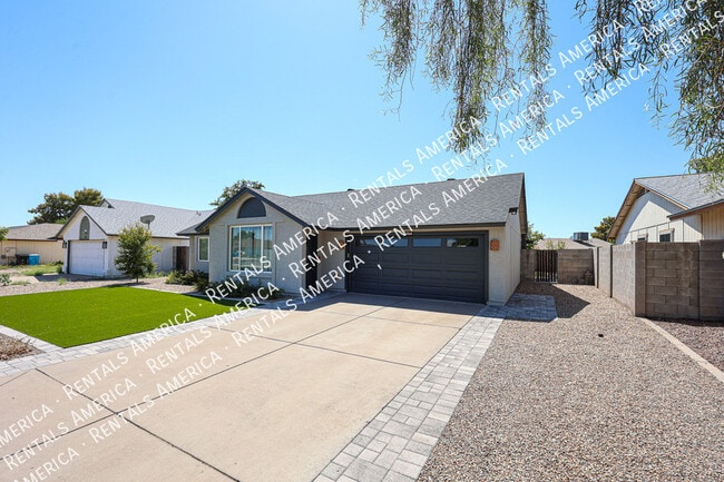 Photo - 17848 N 30th Pl