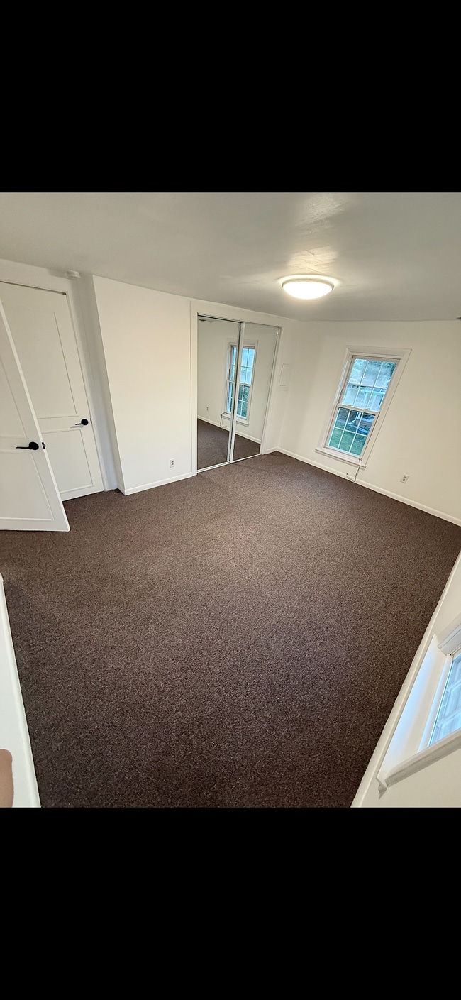 Dormitorio - 257 W 1st St Unidad 257 W First Street