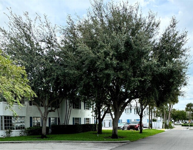 2171 NE 66th St Condo Unit 801 Condo for Rent in Fort Lauderdale, FL