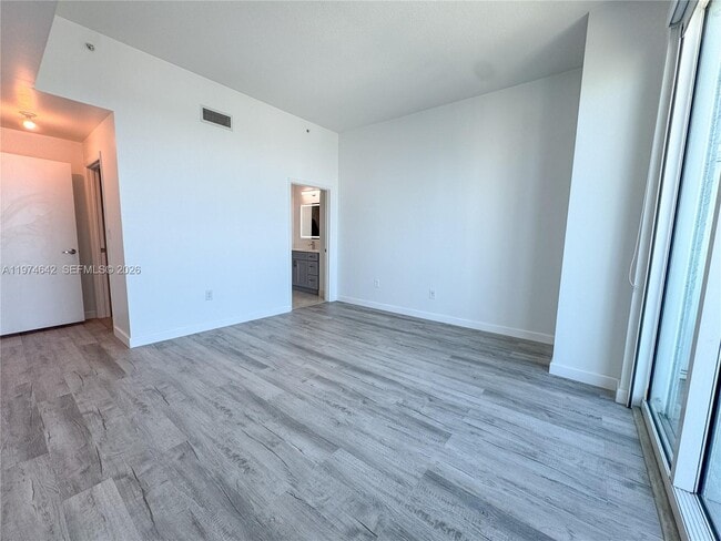 Photo - 1900 N Bayshore Dr Unit 4112