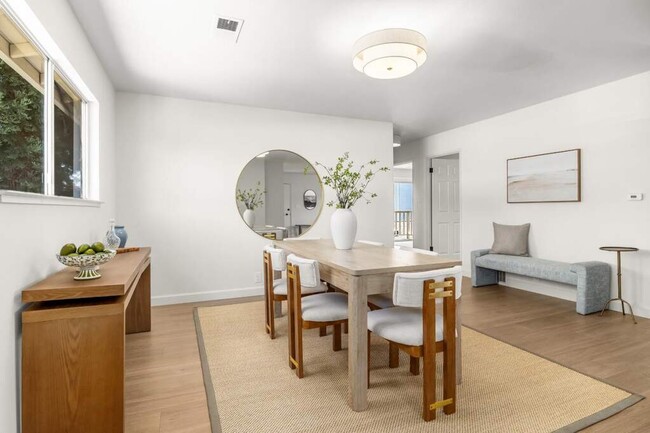 Photo - 616 Oak Dr Unit B