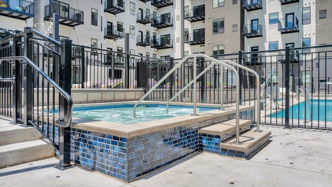 Ardor on the Bluffs South Loop Residences