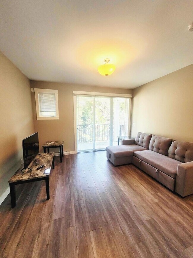 Photo - 2 bedroom in Kitimat BC V8C 2N9