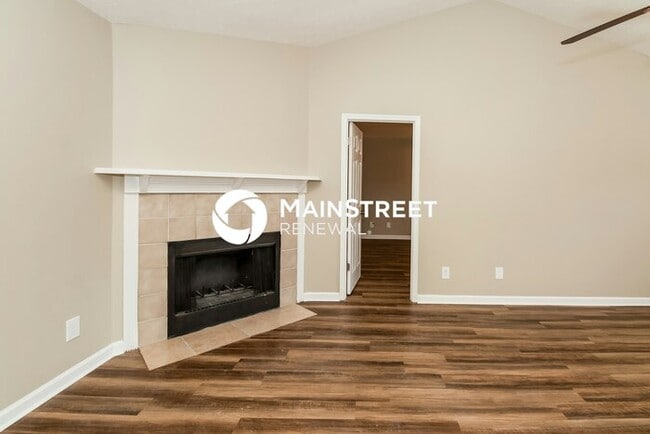 3 Bedroom Pet-Friendly Home in Atlanta, GA with Main Street Renewal