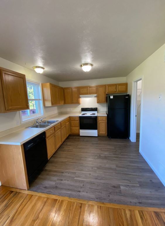 204 Betsinger Rd Townhome Townhome Rental in Sherrill NY