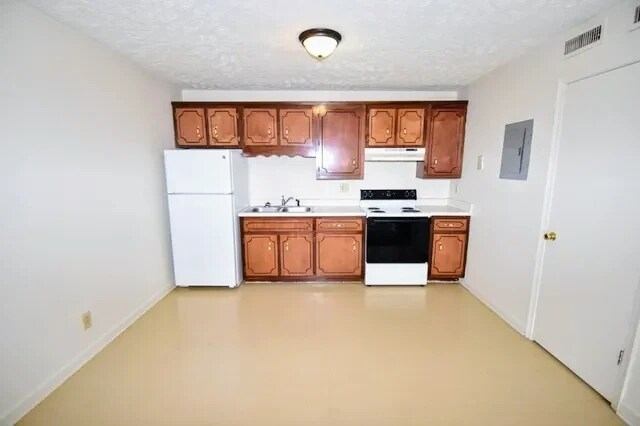Photo - 178 Hadley Dr Unit B