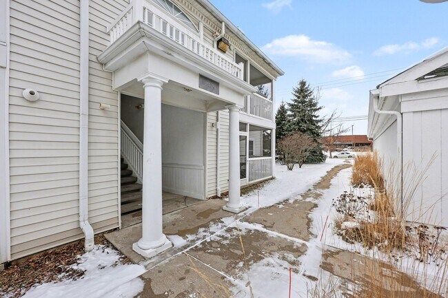 Photo - 2259 S Main St