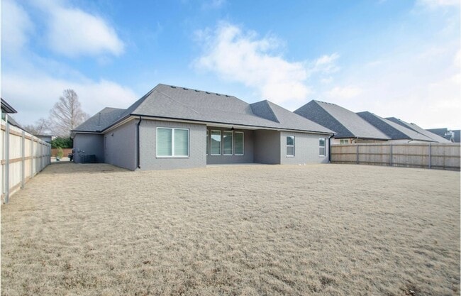 Photo - Gorgeous Newer Construction 4 Bedroom Home In The Highly Desirable Chisholm Ranch Subdivision!
