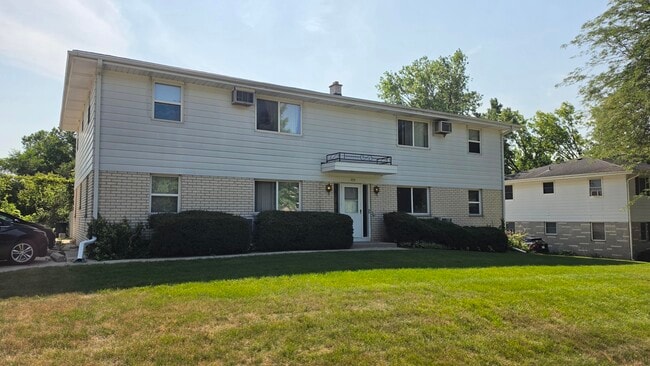 Building Photo - 515 N 18th Ave