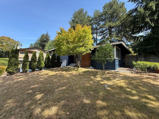 Photo - 1852 138th Pl SE