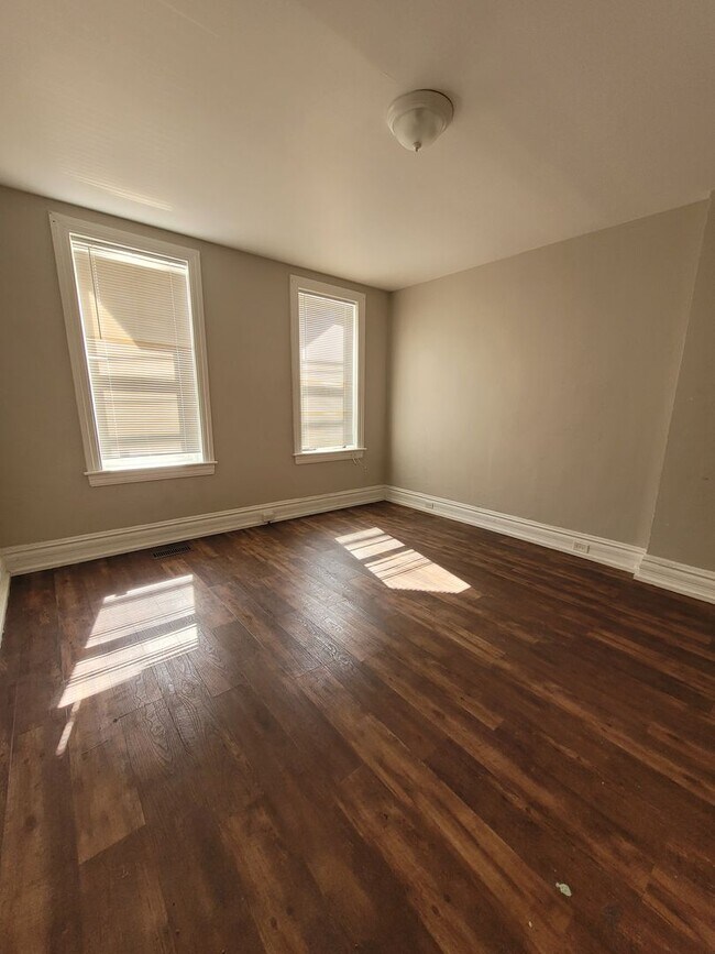 Photo - 257 E College Ave Unit 1