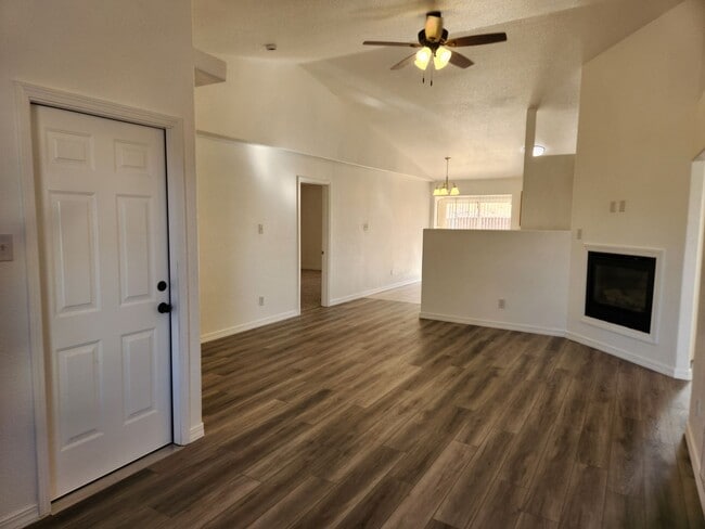 Photo - ALL PROSPECTIVE TENANTS MUST SUBMIT A $58 ...