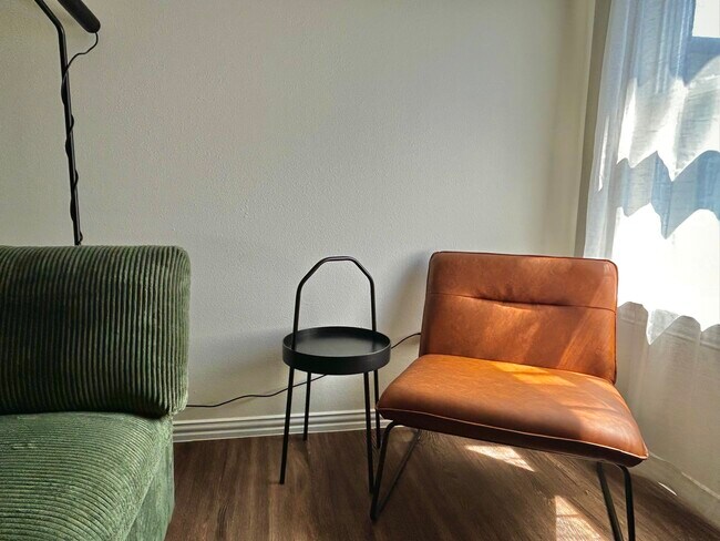 Photo - Sunny Side Up Unidad A