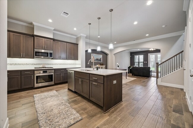 Photo - 1725 W 23rd St