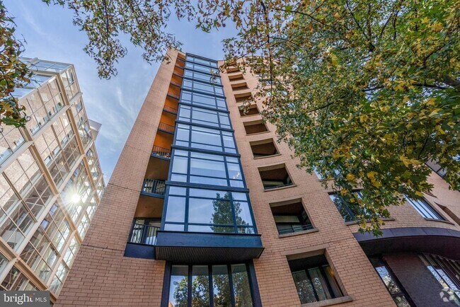 Building Photo - 1010 Massachusetts Ave NW Unit 607 Rental