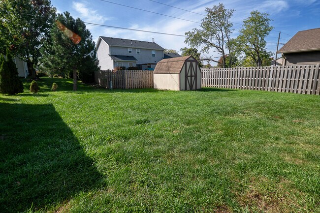 Photo - 1857 Willow Rd