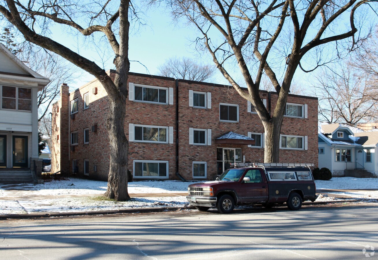 Photo - 3328 Minnehaha Ave
