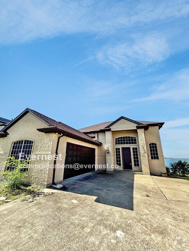 Building Photo - 11156 Windjammer Dr Rental