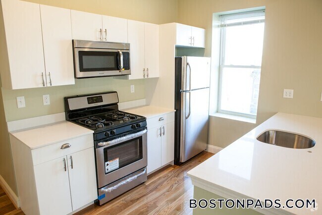 Building Photo - 301-305 Dudley St. Rental