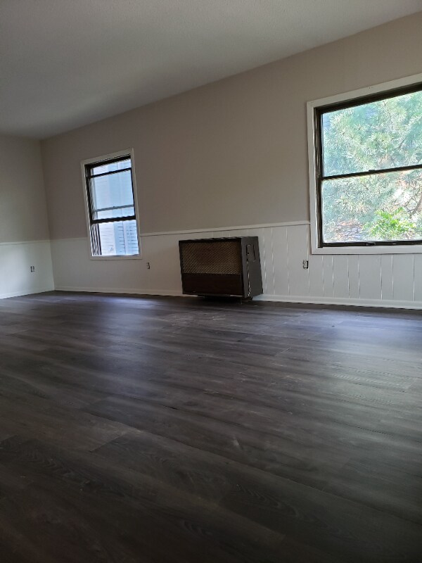 Photo - 123 N Walnut St