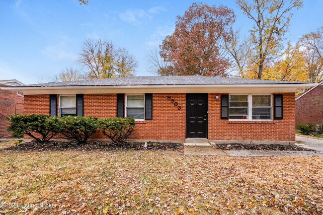 Photo - 8903 Willowcreek Dr House