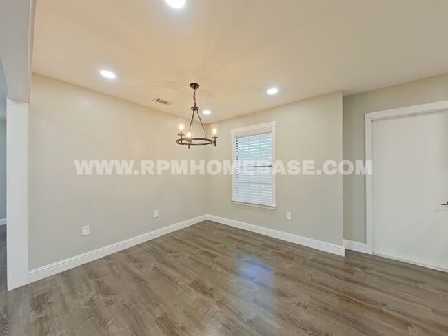Photo - 147 Villacrest Dr