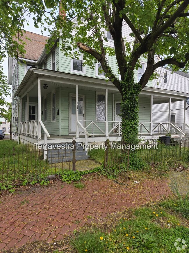 Building Photo - 284 Grant St Unit B Rental