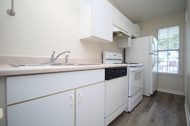 Photo - 2-Bedroom, 1-Bath Attached Home in Nantucket Place – Prime Location with Open Layout, Fenced Back...