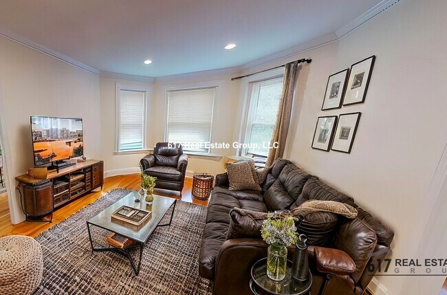 Photo - 73 Thatcher St Condo Unit 302
