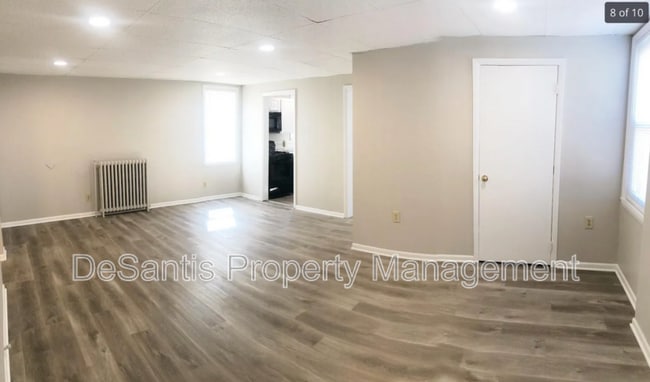 Photo - 229 State St Unidad #2