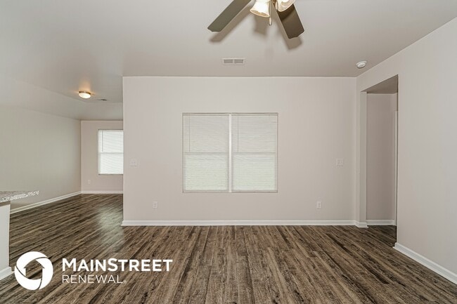 Photo - 155 Woodland Wy