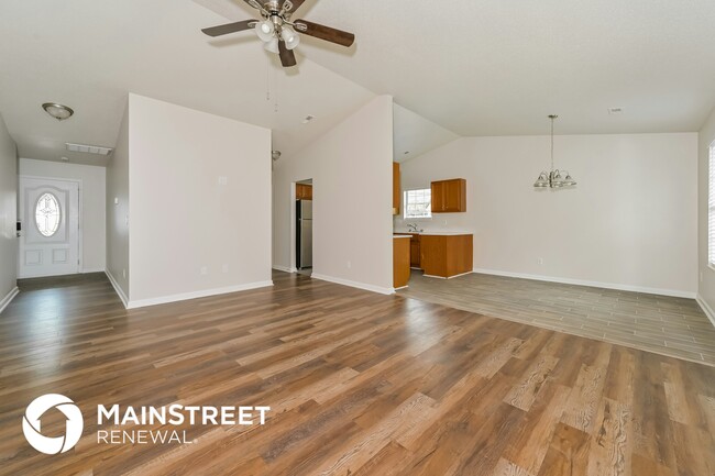 Photo - 6347 Gary Moore Ln