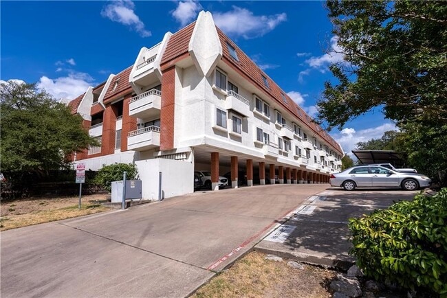 Photo - 3115 Helms St Unidad 210