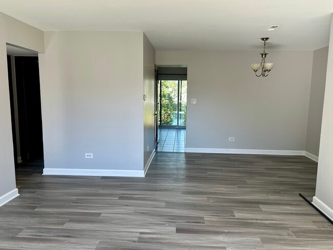 Photo - 9320 Hamilton Ct