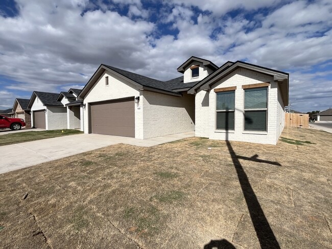 Photo - 3611 Urbana Pl