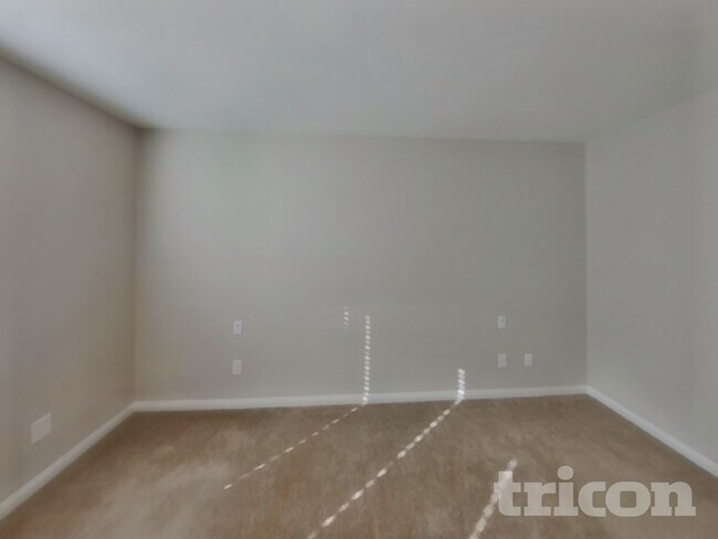Photo - 7345 Sunray Point St