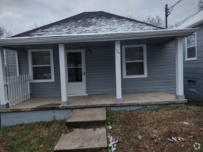 Building Photo - 724 Ben Hur Ave Rental