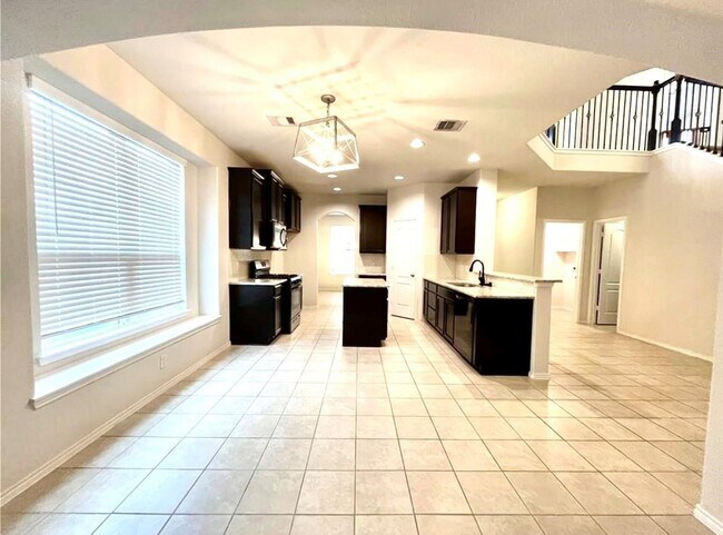 13811 Giant Panda Bear Ave