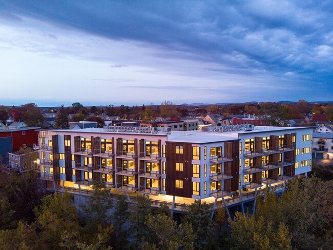 Exterior - ONE Lakeview Apartments