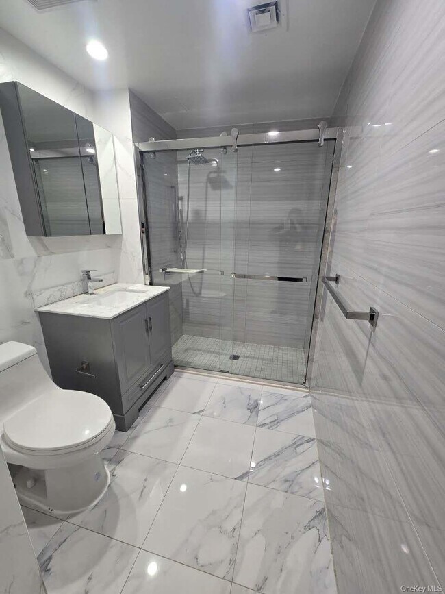 Photo - 41-62-62 Bowne St Unidad 12C