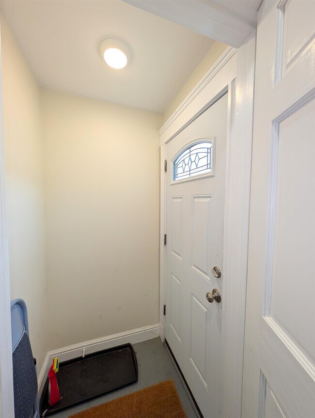 Photo - 7 Bonner Ave Unit 2