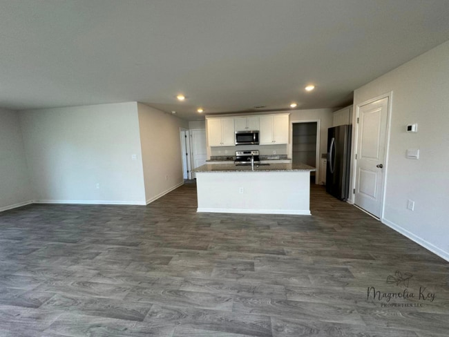 Photo - 872 66th Ave N